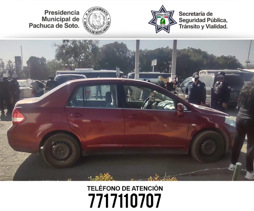 Auto con reporte de robo y extorsión