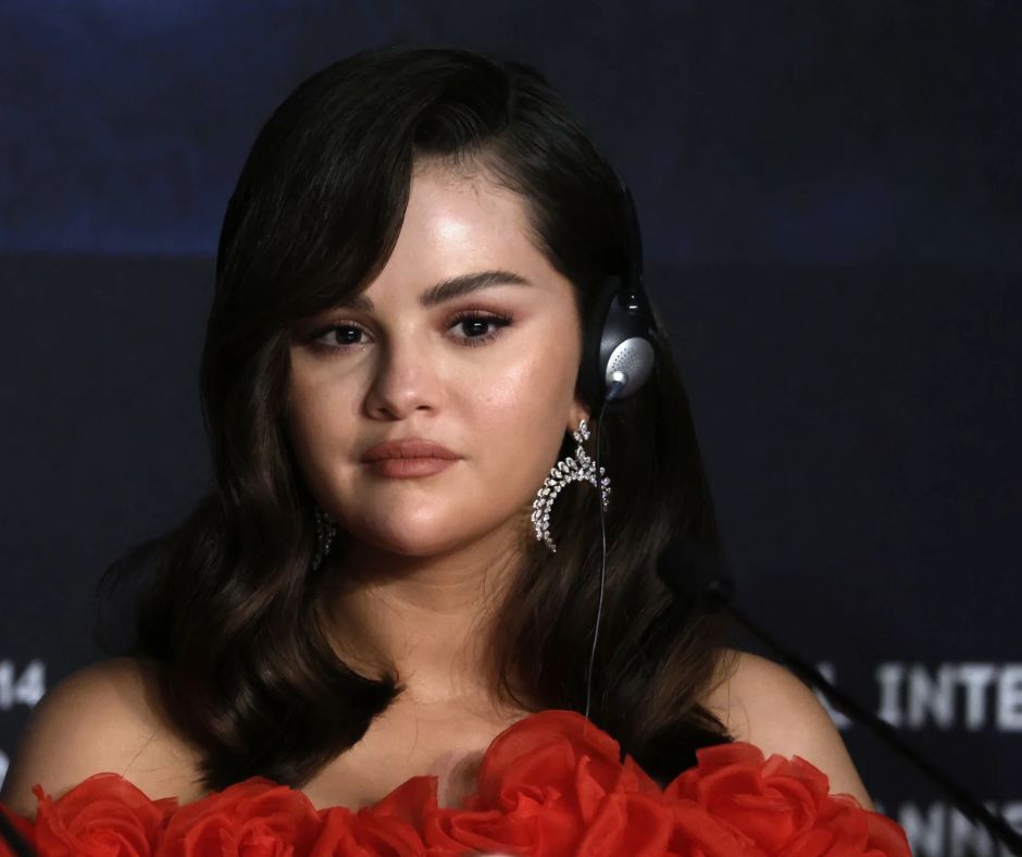 Selena Gomez contenta por opciones para ser madre, no puede tener hijos