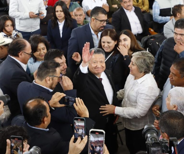 Julio Menchaca rinde el Segundo Informe de Gobierno de Hidalgo
