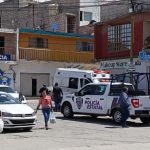 Apuñalan a mujer y muere en pleno centro de San Agustín Tlaxiaca