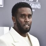 Sean Combs, acusado de manipular a testigos en prisión