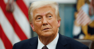 Trump gana en la Corte Suprema de EU y revive ofensiva contra la ciudadanía por nacimiento