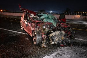 Falla en grúa deja una mujer sin vida en la México-Pachuca