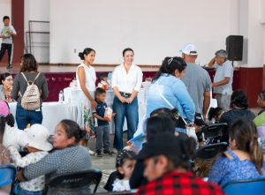 Entregan 280 paquetes alimentarios en Huasca