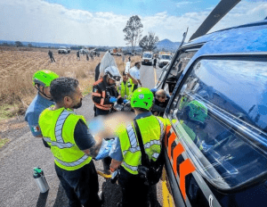 Choque de autobús contra árbol en Querétaro deja al menos 9 muertos