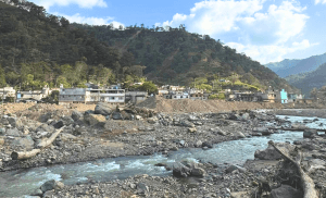 Niegan desborde de río en Chapula, Tianguistengo