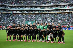 Aguirre prepara rotaciones en el Tri: este sería el once de México ante República Checa